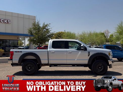 Used 2019 Ford F250 Lariat w/ Lariat Value Package AWD/4WD image 4