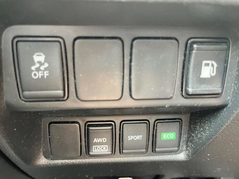 Used 2018 Nissan Rogue S w/ S Value Package AWD/4WD image 23