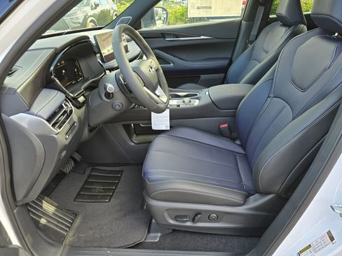 New 2026 INFINITI QX60 Sport w/ Dark Cargo Package image 22