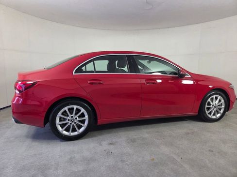 Used 2019 Mercedes-Benz A 220 4MATIC image 4