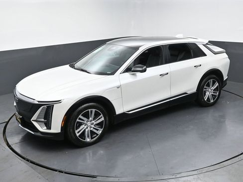 Used 2024 Cadillac Lyriq Tech image 46