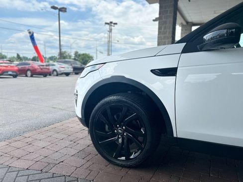 Used 2017 Land Rover Discovery Sport HSE AWD/4WD image 8