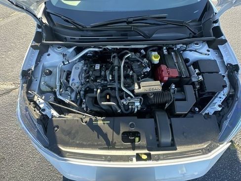 Certified 2025 Nissan Sentra SR image 16