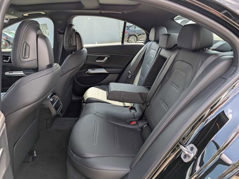 New 2026 Mercedes-Benz E 53 AMG e 4MATIC Sedan image 19