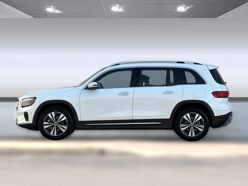 Certified 2026 Mercedes-Benz GLB 250 4MATIC image 2