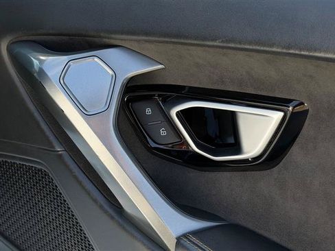 Used 2019 Lamborghini Huracan LP 580-2 RWD image 47