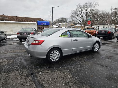 Used 2011 Honda Civic LX image 9