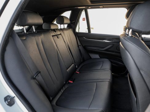 Used 2018 BMW X5 sDrive35i image 32