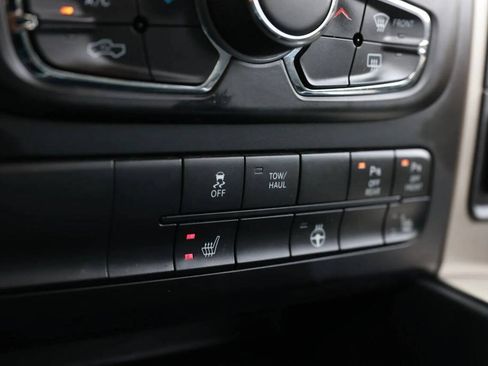 Used 2015 RAM 1500 Big Horn AWD/4WD image 24