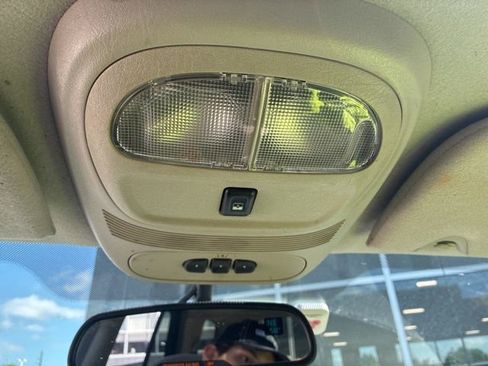 Used 2006 GMC Envoy SLE AWD/4WD image 19