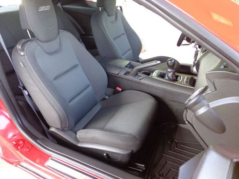Used 2011 Chevrolet Camaro SS RWD image 16