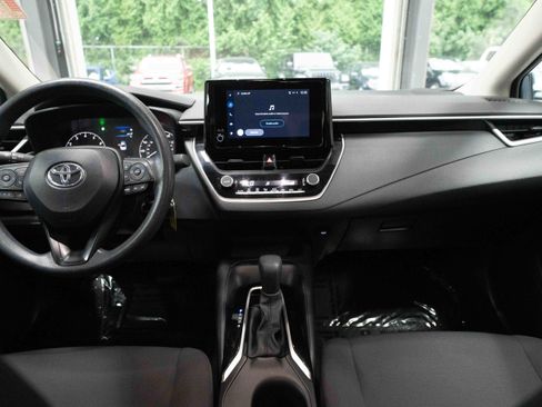 Used 2024 Toyota Corolla LE FWD image 20