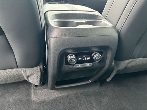 Certified 2025 Buick Enclave Preferred image 23