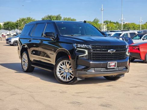 Used 2024 Chevrolet Tahoe RST w/ Luxury Package AWD/4WD image 2