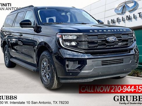 Used 2025 Ford Expedition Max Active AWD/4WD image 1