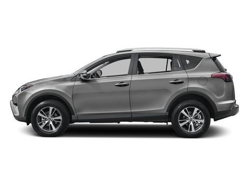 Used 2018 Toyota RAV4 XLE w/ Plus Extra Value Package AWD/4WD image 3