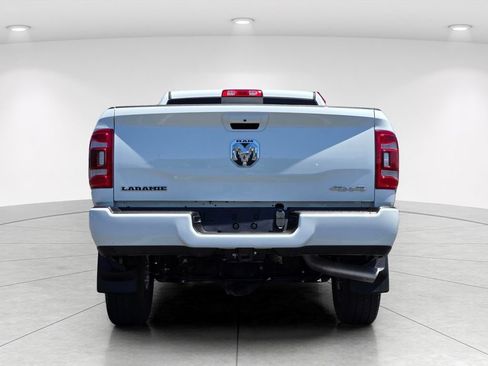 Used 2024 RAM 2500 Laramie AWD/4WD image 6