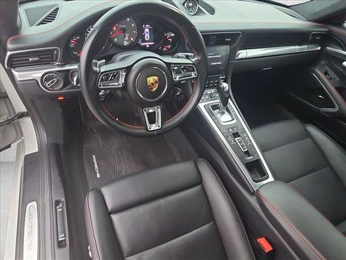 Used 2019 Porsche 911 Carrera 4S AWD/4WD image 16