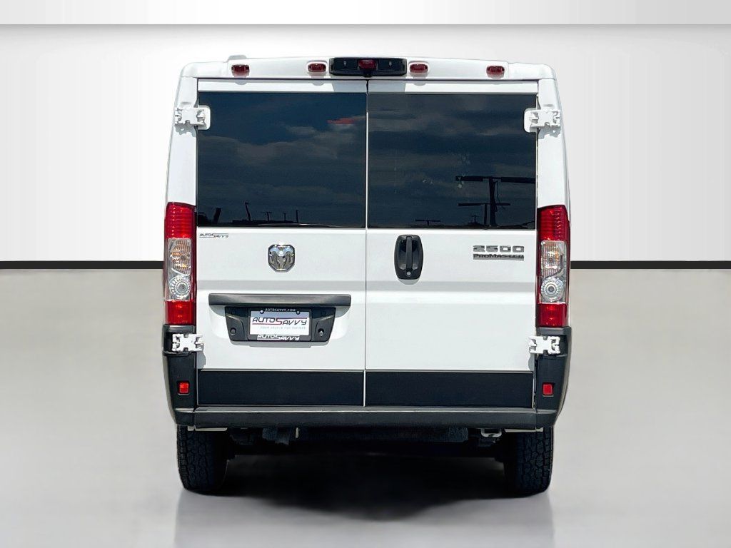 Used 2023 RAM ProMaster 2500 FWD image 6