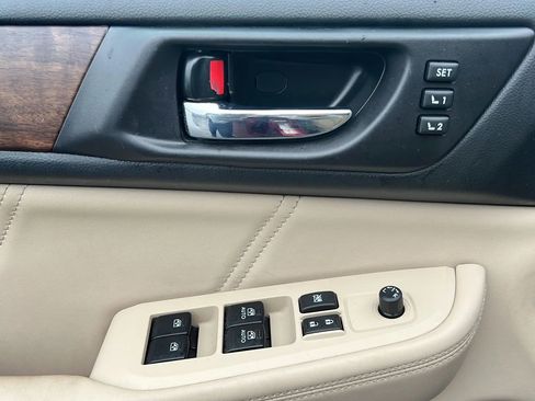 Used 2018 Subaru Outback 2.5i Limited image 14