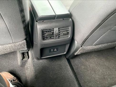 Certified 2023 Nissan Rogue SV AWD/4WD image 10