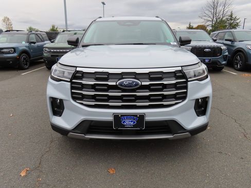 New 2026 Ford Explorer Active image 2