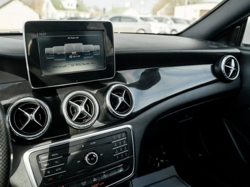 Used 2016 Mercedes-Benz CLA 250 4MATIC image 21