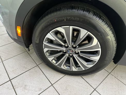 Used 2025 Buick Envision Preferred AWD/4WD image 15