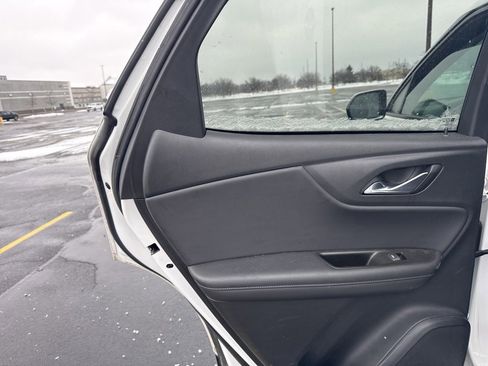 Used 2021 Chevrolet Blazer LT image 11