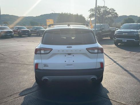 Certified 2022 Ford Escape SEL w/ Technology Package FWD image 4