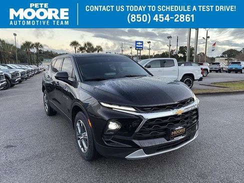 Used 2023 Chevrolet Blazer LT image 1