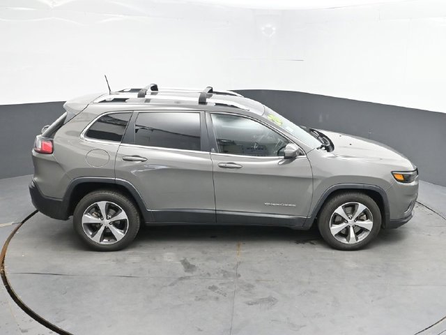 Used 2020 Jeep Cherokee Limited FWD image 40
