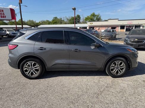 Used 2021 Ford Escape SEL w/ Technology Package FWD image 8