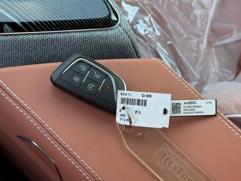 New 2026 Cadillac Optiq Sport 2 image 33