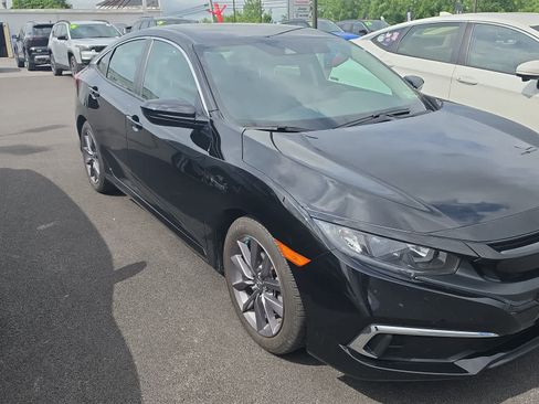 Used 2020 Honda Civic LX image 2