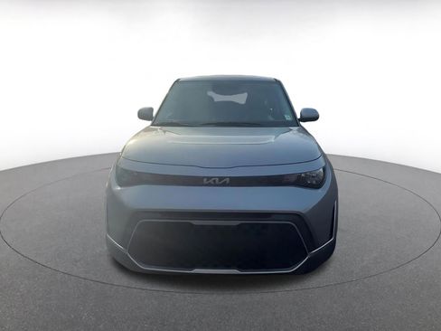 Used 2025 Kia Soul LX w/ LX Technology Package image 4