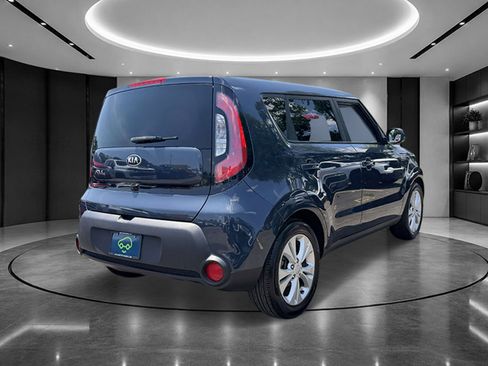 Used 2015 Kia Soul + FWD image 4