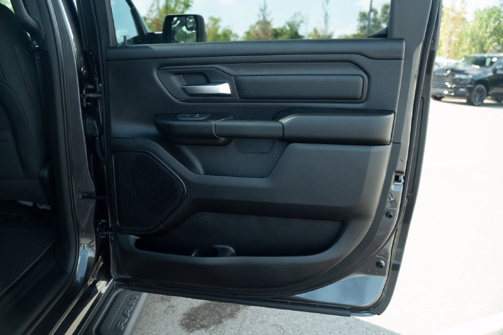 New 2027 RAM 1500 Express AWD/4WD image 20