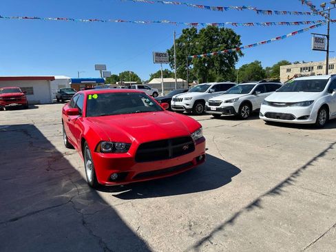 Used 2014 Dodge Charger R/T RWD image 5