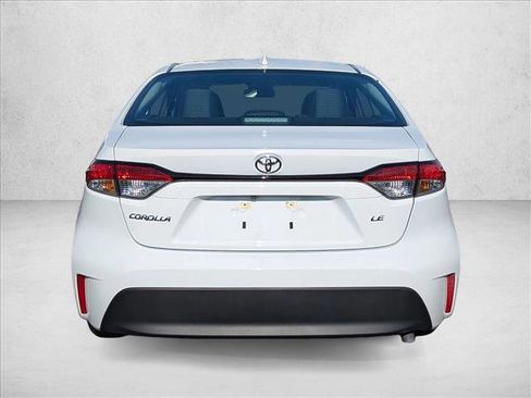 Used 2025 Toyota Corolla LE image 7