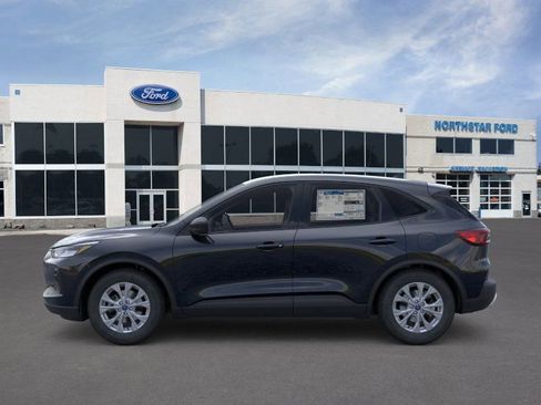 New 2025 Ford Escape Active image 3