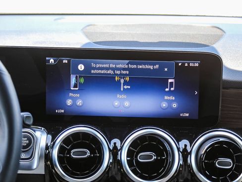 Used 2026 Mercedes-Benz GLB 250 image 12