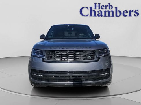 Used 2025 Land Rover Range Rover Long Wheelbase SE AWD/4WD image 2