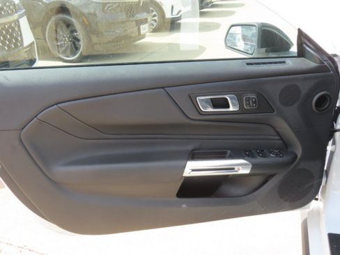 Used 2025 Ford Mustang GT Premium RWD image 14