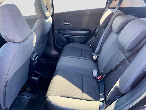 Used 2022 Honda HR-V EX image 25