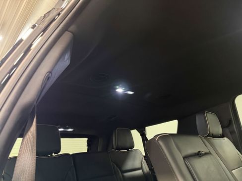 Used 2024 Chevrolet Suburban Premier AWD/4WD image 66