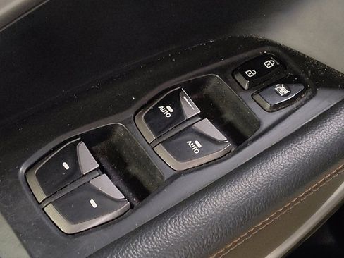 Used 2015 Hyundai Santa Fe Limited AWD/4WD image 27