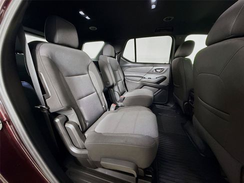 Used 2023 Chevrolet Traverse LT AWD/4WD image 28