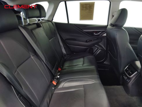 Used 2022 Subaru Outback Limited image 39