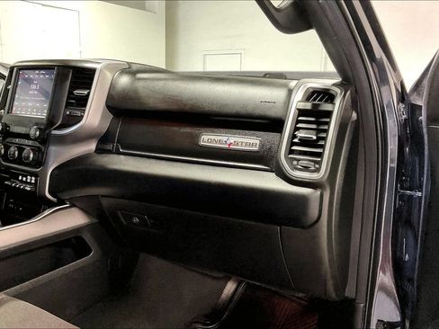 Used 2019 RAM 1500 Big Horn RWD image 19